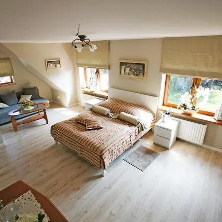 Gosciniec Marzymieta *