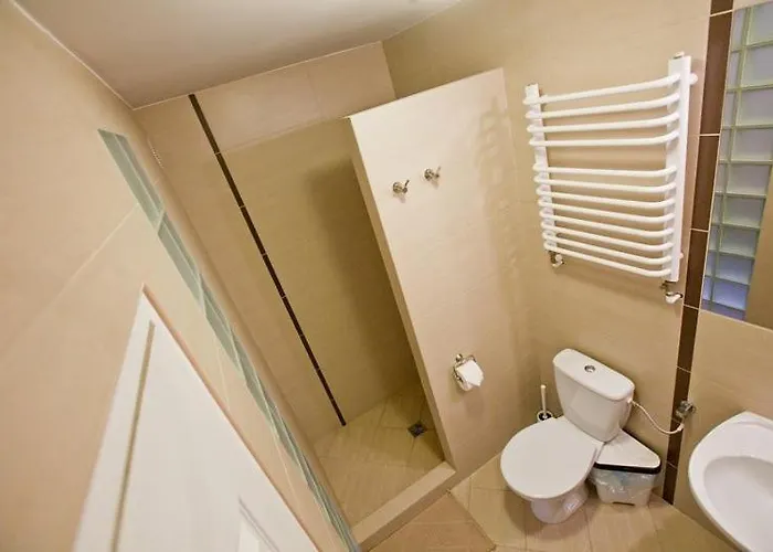 Gosciniec Marzymieta * Czmon