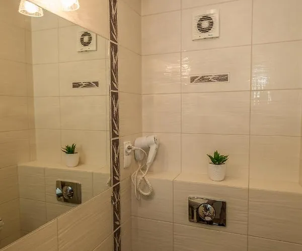 Gosciniec Marzymieta Homestay Czmon