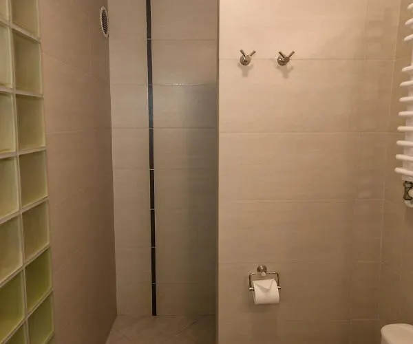 Gosciniec Marzymieta *